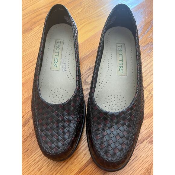 Trotters  Brazilian leather brown/black  woven‎ ballet flats 5 1/2 M Excellent - Picture 1 of 4
